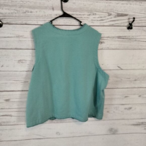 "Blair"woman's vest - Picture 3 of 7